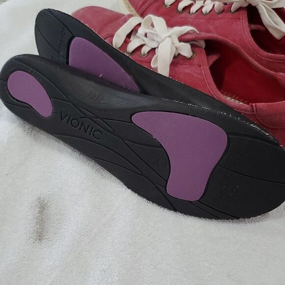 Vionic Pink Sneakers with White Laces - Picture 8 of 10